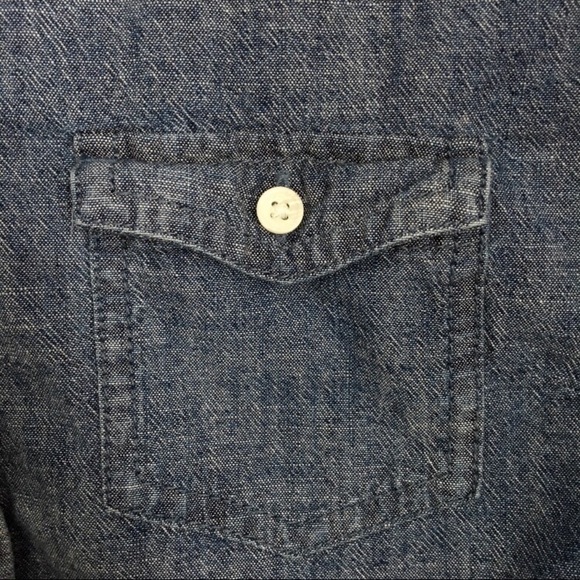 AEO Chambray Denim button-down lace detail size M - Picture 6 of 8